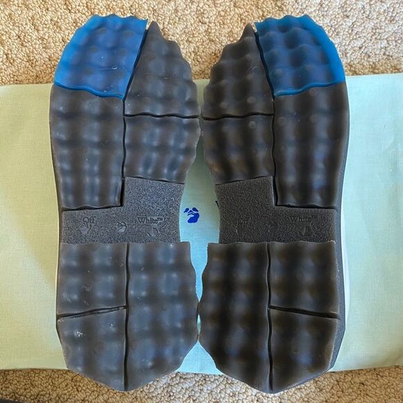 Off-White Glossy White Oxfords with Black Soles - Picture 5 of 5